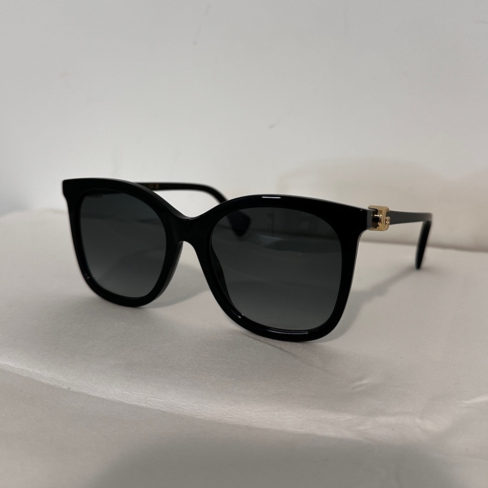 Gucci Grey Butterfly Ladies Sunglasses GG1071S
